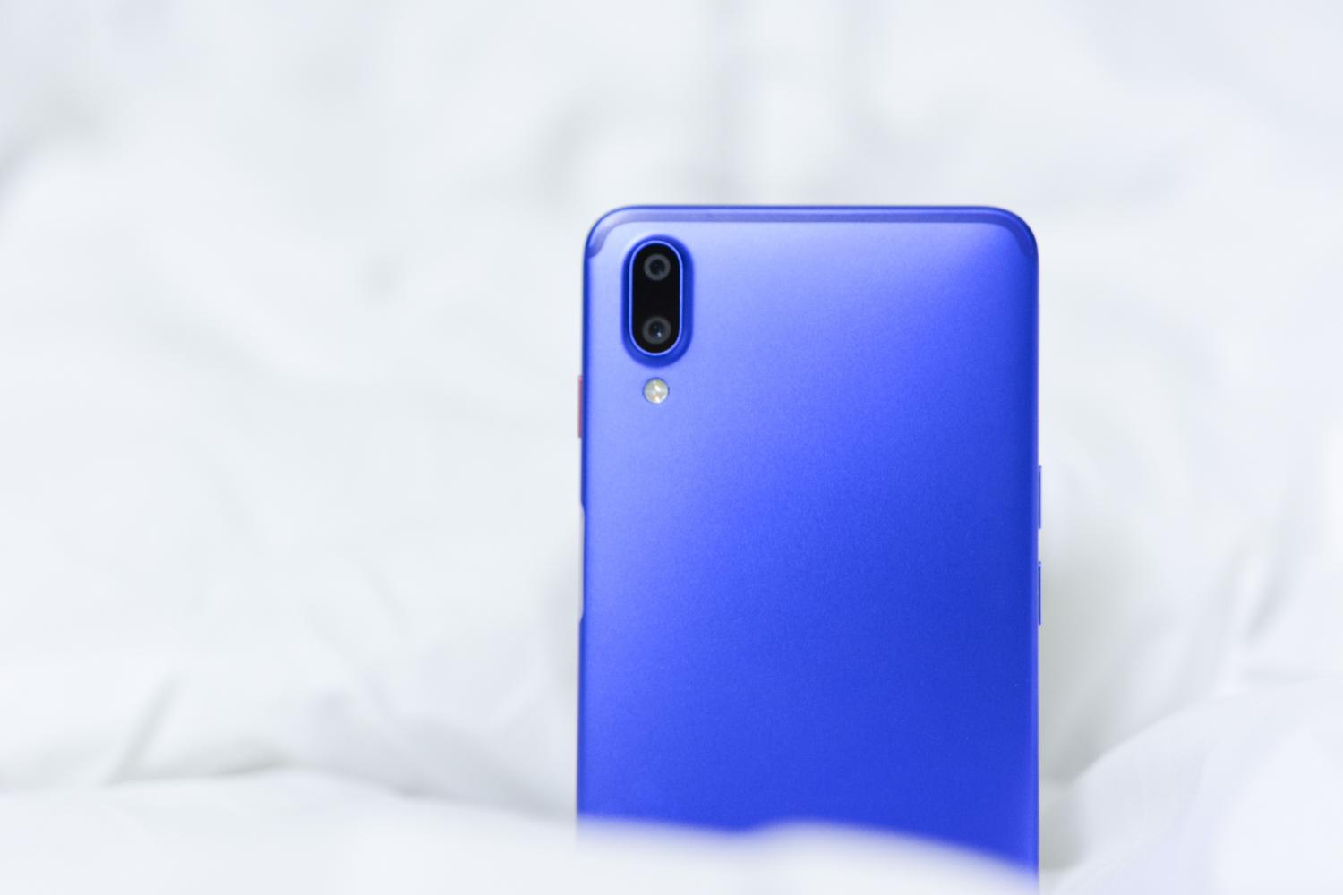 丹青一抹红——魅蓝e3的上手外观初体验-魅蓝 e3-魅族社区