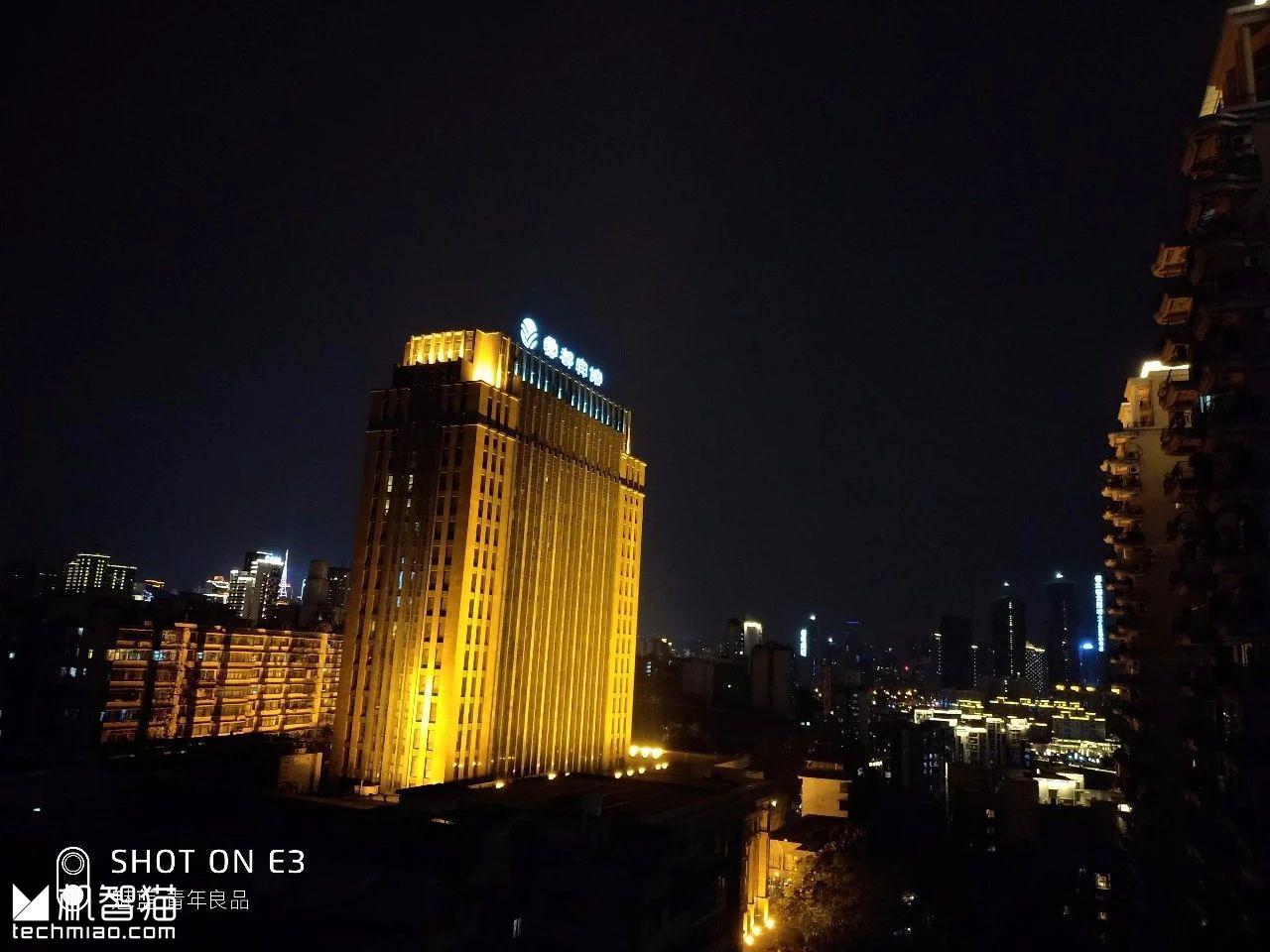 魅蓝E3首发体验:千元级全面屏也可以做得很漂