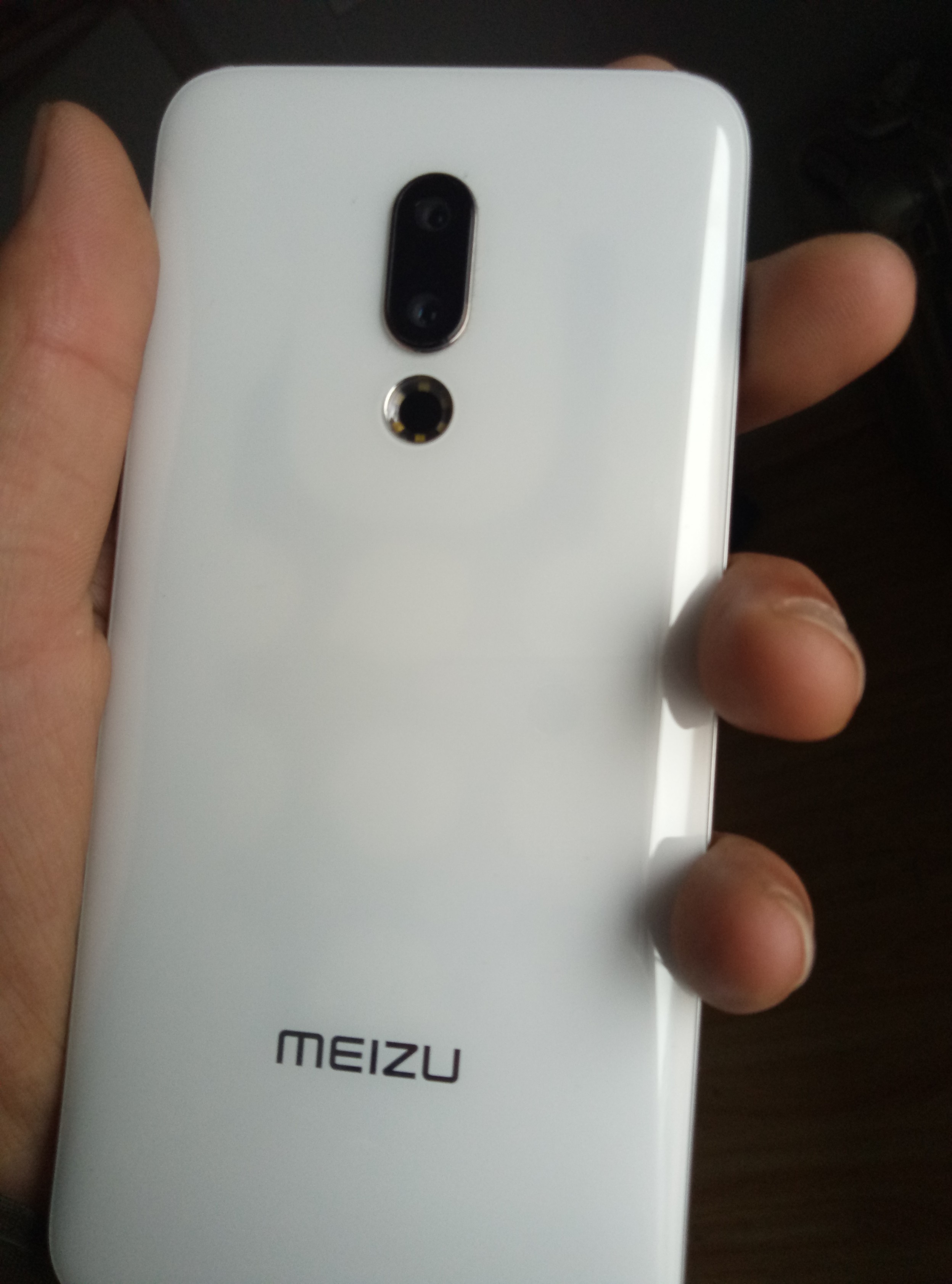 魅族16背壳内部异样-魅族手机-魅族社区