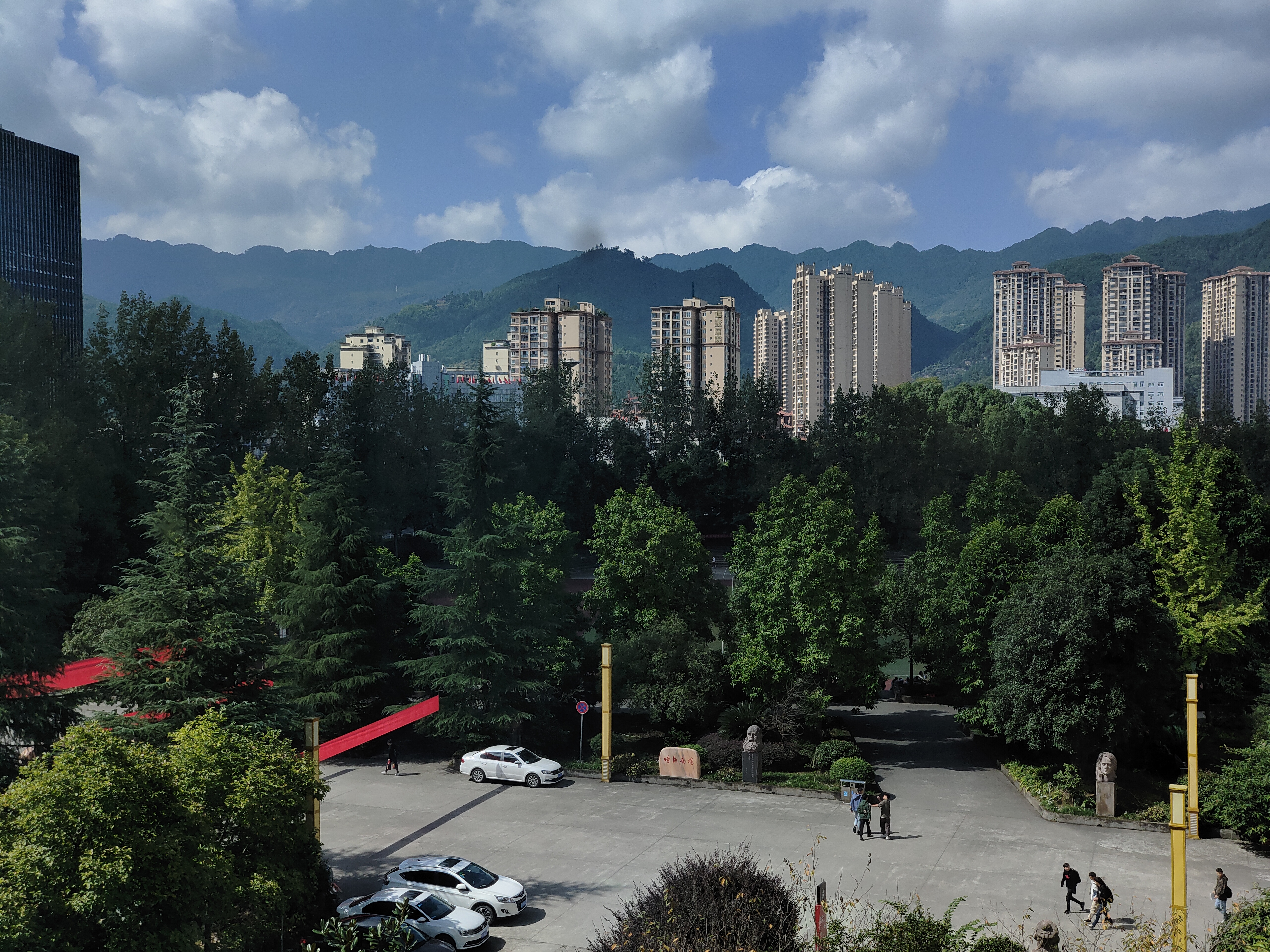 每个人没拍照好的定义不一样 不知道你是指什么方面不好呢 你说说看呐<img class='smilies_mz' src=