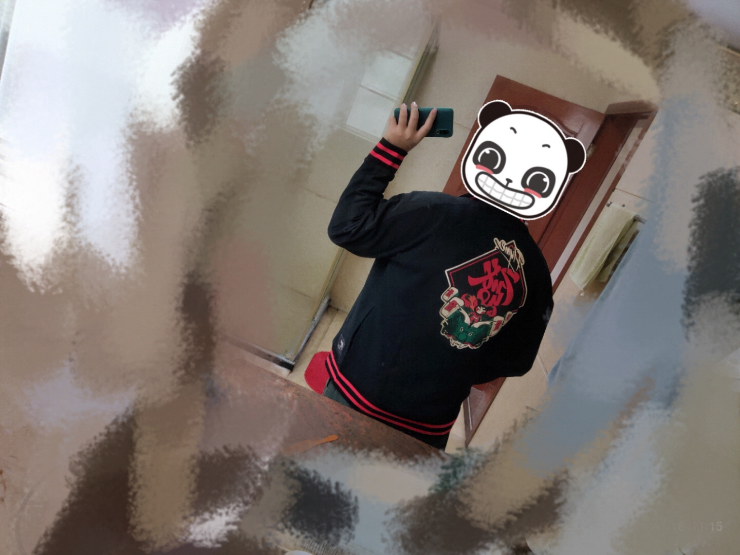 刚刚回错帖,一切都是为了鼠标垫,献上丑照两张<img class='smilies_mz' src=