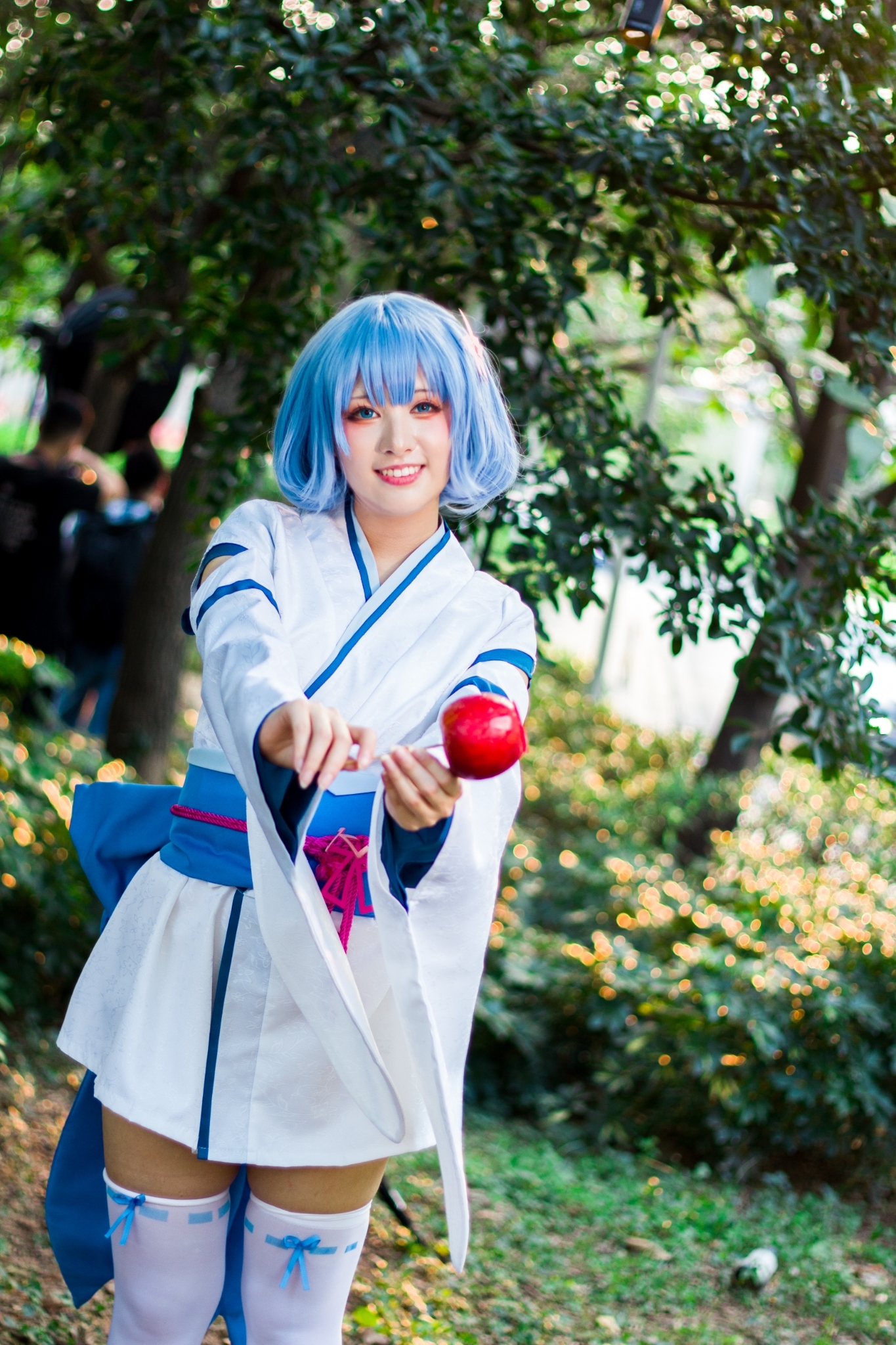 去了广州萤火虫漫展玩<img class='smilies_mz' src=