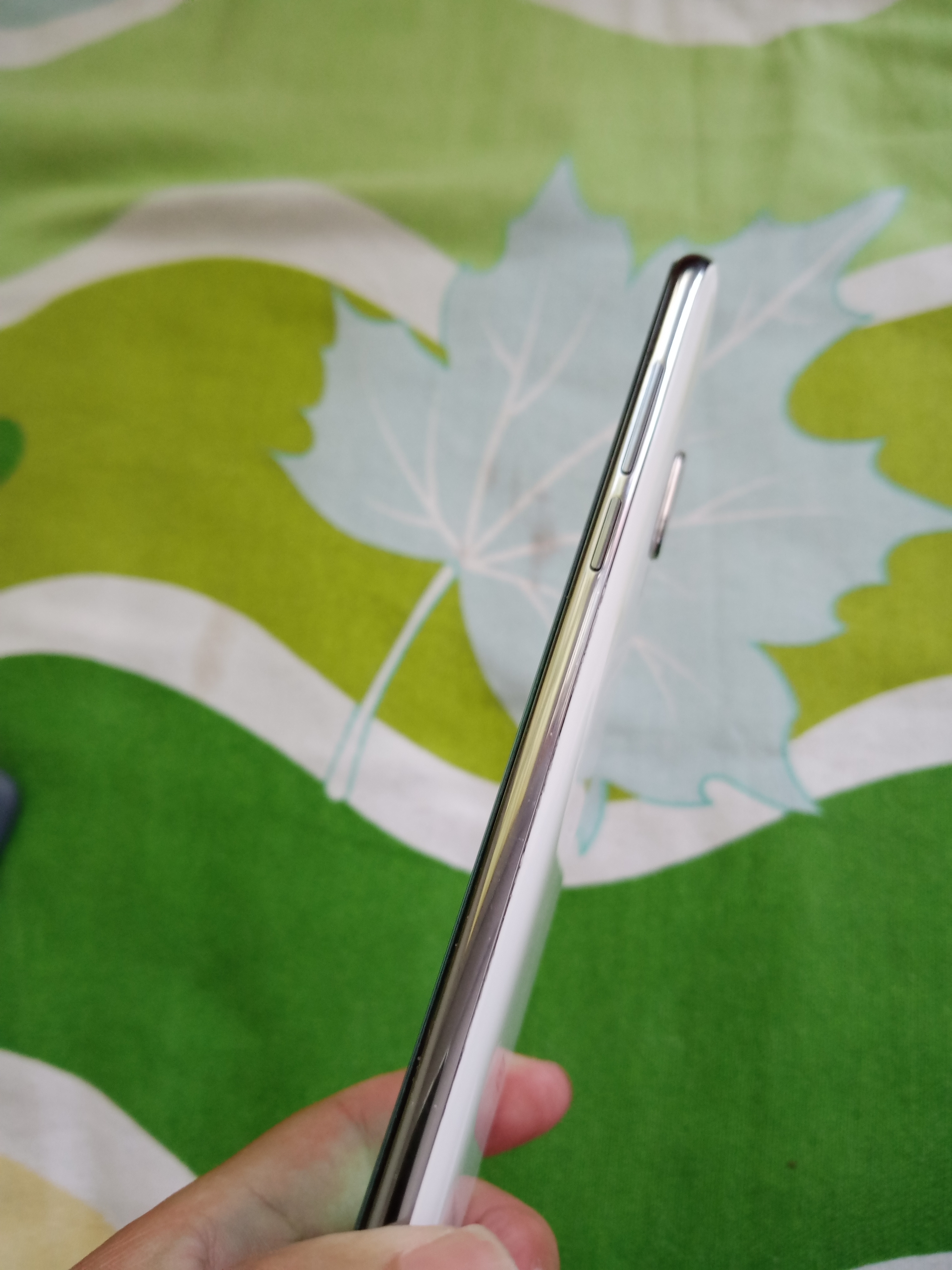 我想知道我8+256的16P换过屏幕,换过电池,换过后盖,换过尾插还值多少钱<img class='smilies_mz' src=